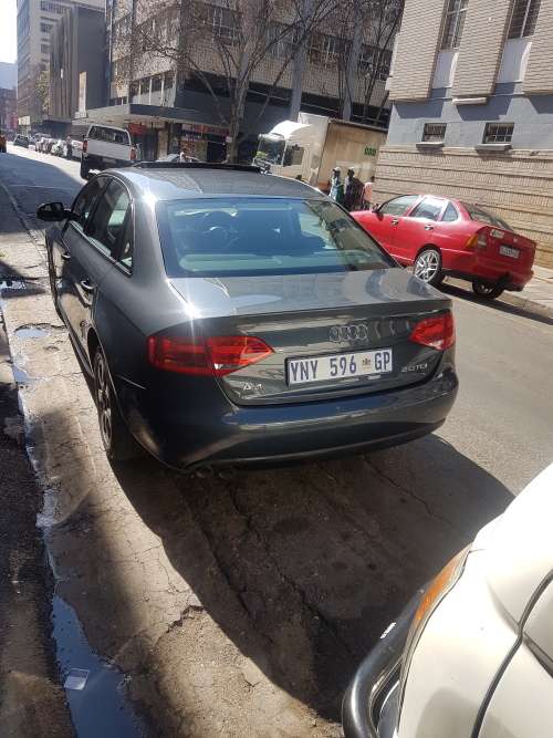 2010 AUDI A4 2.0TDI